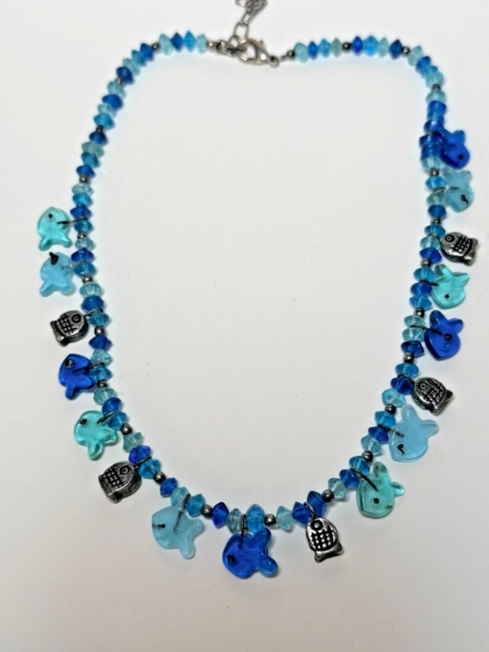 Vintage Silver & Glass Beaded Necklace Blue Turquoise Navy Fish 8"